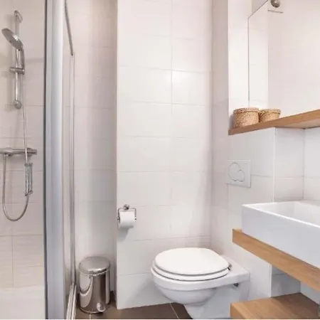 Residentie Malaga Met Garage Nieuwpoort